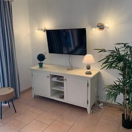 Vacances, Thalasso, Teletravail Dans Superbe T3 A 100 M, Centre A 400 M דירה