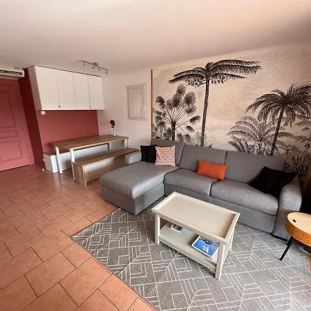 Vacances, Thalasso, Teletravail Dans Superbe T3 A 100 M, Centre A 400 M Les Issambres